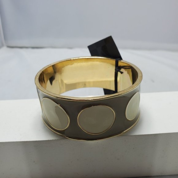 Saks Fifth Ave cream/taupe enamel bangle bracelet - Picture 4 of 5
